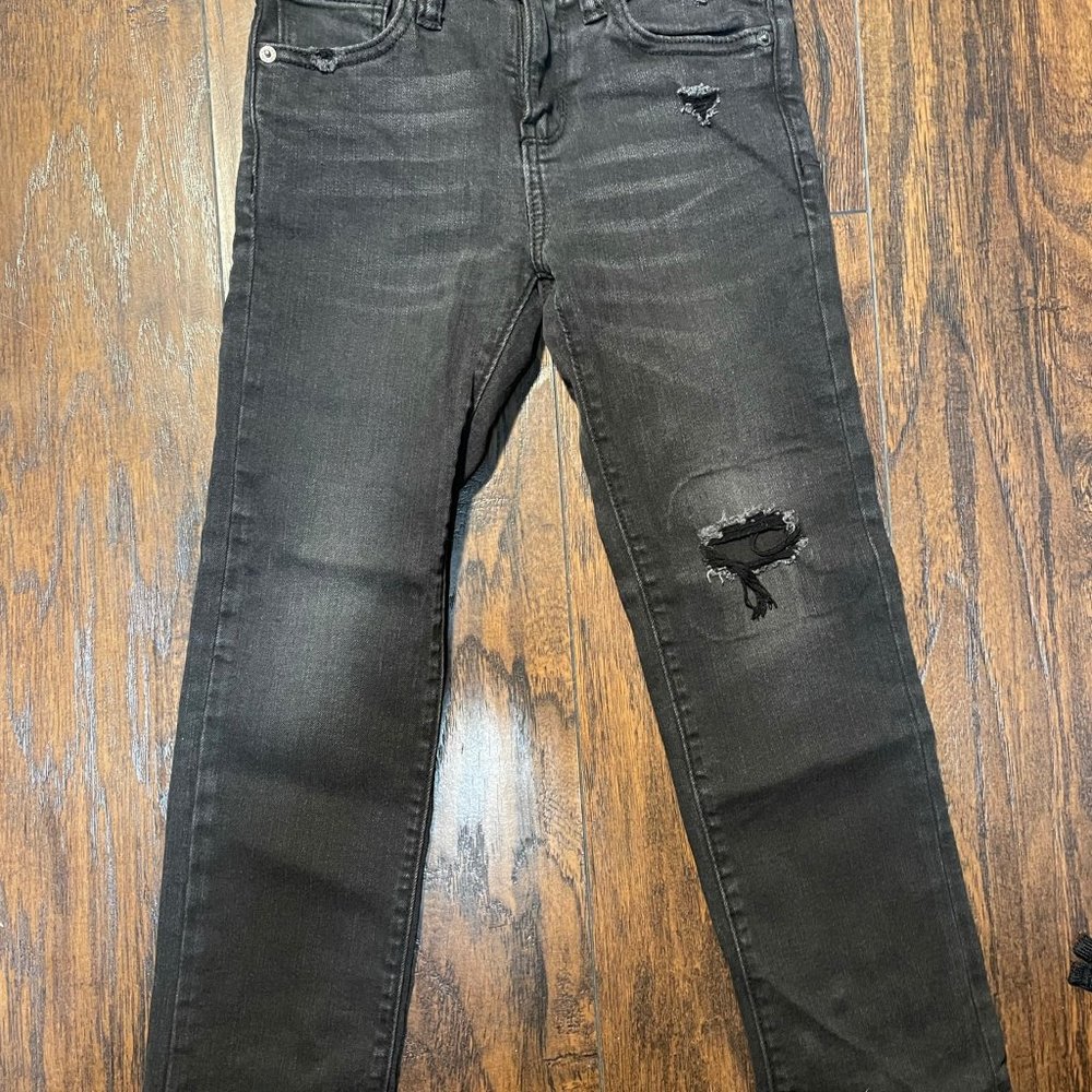 Four Pairs Long Pants Three Jeans and One Lee Joggers - Picture 4 of 10